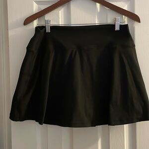 JCrew Cloud Stretch skort in black size large.